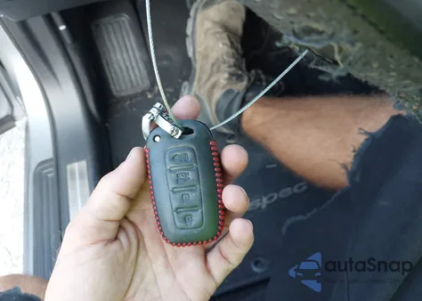 2014 Hyundai Genesis 5.0L из США, поврежденный, VIN KMHGC4DH8EU264849